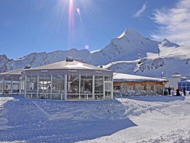 Bergrestaurant im Gletscherskigebiet | © Kitzsteinhorn
