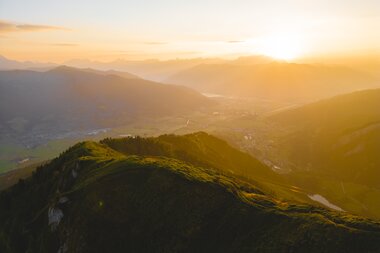 Truly magical: the sunrise over Zell am See | © Tim J. Janßen