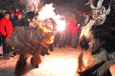 Österreichischer Brauchtum in der Adventszeit | © Schweinoster