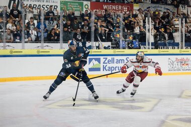 Ice hockey in Zell am See-Kaprun | © EC Red Bull Salzburg/Gintare Karpaviciute