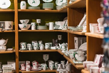  Shop for rustic crockery in Zell am See-Kaprun | © Johannes Radlwimmer