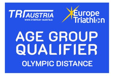 Logo for the Age Group Qualifier for the Olympic Distance at the triathlon, with text and website address. | © TriAustria
